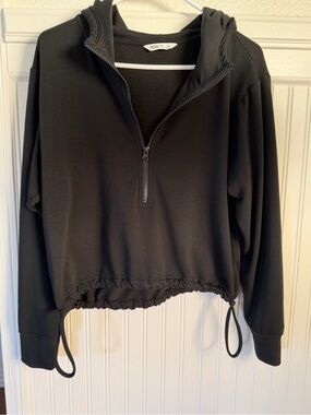 Women’s DSG Black Half-Zip Hooded Sweatshirt MEDIUM
